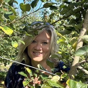 Meet your Posher, Leticia